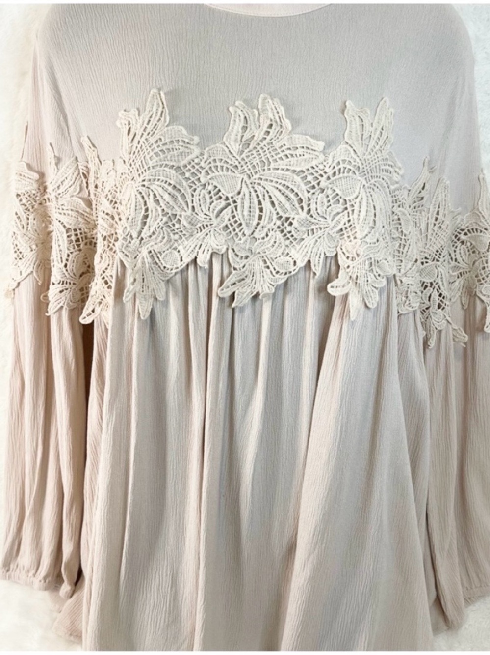 Jodifl Cream Lace Trim Boho Blouse |
Flowy Long Sleeve Top